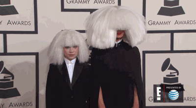 Sia GIF. Muziek Televisie Artiesten Mode Gifs Sia Grammys Rode loper 
