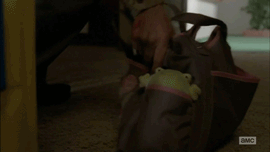 Breaking Bad GIF. Films en series Breaking bad Gifs Skyler white Walter white Door htbthomas 