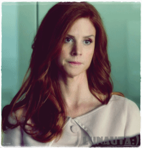 Suits GIF. Films en series Gifs Suits Donna paulsen Sarah rafferty 