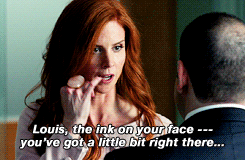 Suits GIF. Films en series Gifs Suits Sarah rafferty 