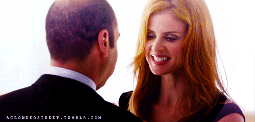 Films en series Gifs Suits louis litt donna paulsen 