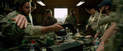 Taylor Kitsch GIF. Gifs Filmsterren Taylor kitsch Heet Shirtless Zuigeling Lone survivor 