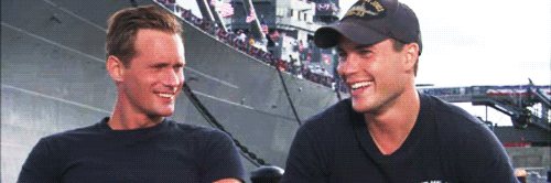 Taylor Kitsch GIF. Gifs Filmsterren Taylor kitsch Shirtless Zuigeling 