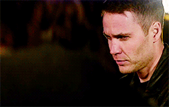 Taylor Kitsch GIF. Gifs Filmsterren Taylor kitsch Shirtless 