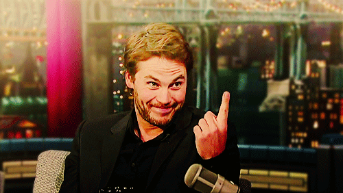 Taylor Kitsch GIF. Bioscoop Gifs Filmsterren Taylor kitsch John carter 