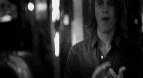 Taylor Kitsch GIF. Film Gifs Filmsterren Taylor kitsch Het verbond 