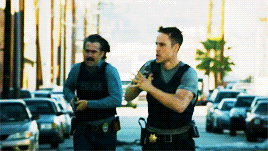 Taylor Kitsch GIF. Gifs Filmsterren Taylor kitsch Heet Shirtless Zuigeling Lone survivor 