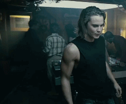 Taylor Kitsch GIF. Gifs Filmsterren Taylor kitsch Friday night lights Fnl Tim riggins 33 
