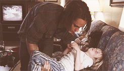 Taylor Kitsch GIF. Tv Gifs Filmsterren Taylor kitsch Friday night lights Tim riggins 