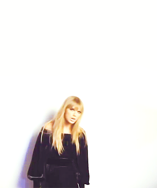 Artiesten Taylor Swift Gifs leven brutaal mtv VMAs 