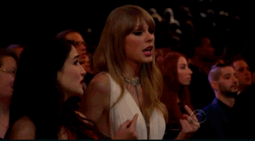 Artiesten Taylor Swift Gifs leven brutaal mtv VMAs 