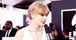 Taylor Swift GIF. Artiesten Taylor swift Gifs Opgewonden Amas2013 