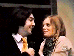 The Beatles GIF. Artiesten The beatles Gifs Paul mccartney 