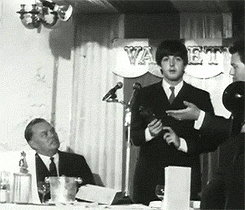 The Beatles GIF. Artiesten The beatles Gifs Revolver 