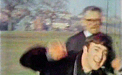 The Beatles GIF. Grappig Interview Artiesten Schattig The beatles Gifs Glimlach Paul mccartney John lennon Ringo st 