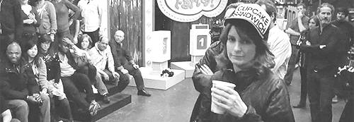 Tina Fey GIF. Gifs Filmsterren Tina fey Reactie Niet cool Dit is niet cool Zijn niet cool 