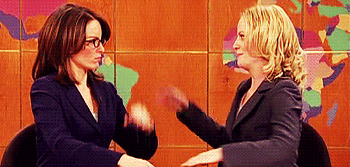 Tina Fey GIF. Tv Gifs Filmsterren Tina fey Kruipen Niets 30 rock Liz citroen Zwak Push up 