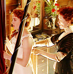 Titanic GIF. Bioscoop Films en series Titanic Leonardo dicaprio Gifs Filmsterren Fotoset 