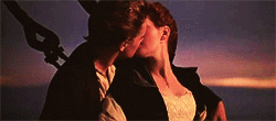 Titanic GIF. Bioscoop Film Films en series Titanic Leonardo dicaprio Gifs Filmsterren 90s Fotoset 