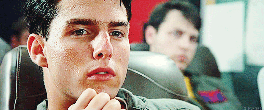 Tom Cruise GIF. Gifs Filmsterren Tom cruise Rockin out 