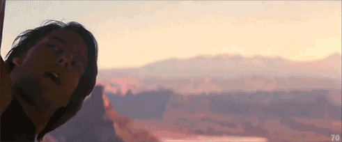 Tom Cruise GIF. Gifs Filmsterren Tom cruise Rots Mission impossible John woo Rotsklimmen Missionpossible 
