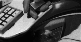 Tom Cruise GIF. Gifs Filmsterren Tom cruise Rockin out 