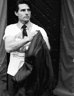 Tom Cruise GIF. Gifs Filmsterren Tom cruise Oprah Divan Tom cruise jacht Tom cruise s 