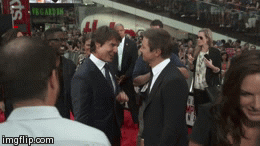 Tom Cruise GIF. Gifs Filmsterren Tom cruise Oprah Divan Tom cruise jacht Tom cruise s 