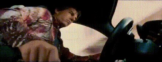 Tom Cruise GIF. Gifs Filmsterren Tom cruise Oprah Divan Tom cruise jacht Tom cruise s 
