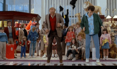 Tom Hanks GIF. Film Piano Gifs Filmsterren Tom hanks 80s films Big Robert loggia Fao schwarz 