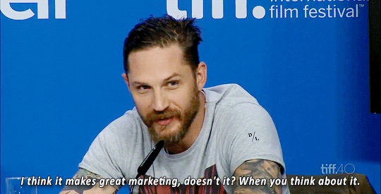 Tom Hardy GIF. Gifs Filmsterren Tom hardy Gerard butler Rocknrolla 