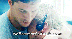 Tom Hardy GIF. Sexy Gifs Filmsterren Tom hardy Wenk Knipogen 