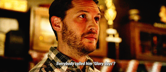 Tom Hardy GIF. Acteur Gifs Filmsterren Tom hardy Glimlachen Man Schattige 