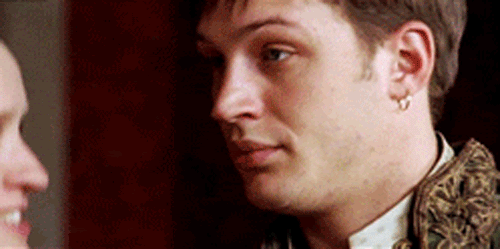 Tom Hardy GIF. Gifs Filmsterren Tom hardy The drop Noomi rapace 