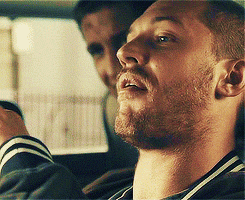 Tom Hardy GIF. Gifs Filmsterren Tom hardy Gerard butler Rocknrolla 