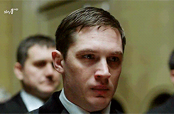 Tom Hardy GIF. Gifs Filmsterren Tom hardy Dierenrijk 