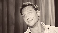 Tom Hardy GIF. Gifs Filmsterren Tom hardy 