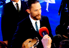 Tom Hardy GIF. Gifs Filmsterren Tom hardy Gerard butler Rocknrolla 