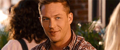Tom Hardy GIF. Acteur Gifs Filmsterren Tom hardy Glimlachen Man Schattige 