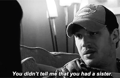 Tom Hardy GIF. Interview Gifs Filmsterren Tom hardy Gerard butler Idris elba Britse acteurs Rots n rolla Guy richie 
