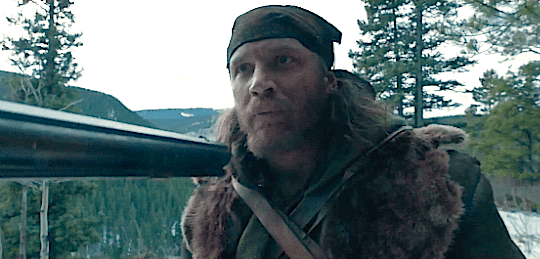 Tom Hardy GIF. Gifs Filmsterren Tom hardy Benedict cumberbatch Stuart kortere 