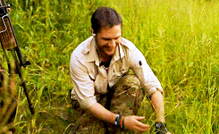 Tom Hardy GIF. Gifs Filmsterren Tom hardy Jonathon ross Hardy keurt 