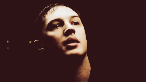 Tom Hardy GIF. Gifs Filmsterren Tom hardy The drop Noomi rapace 