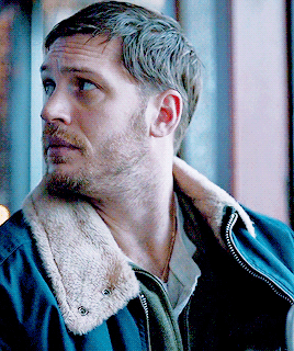 Tom Hardy GIF. Gifs Filmsterren Tom hardy The drop De schatigste Thedit 