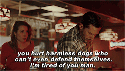 Tom Hardy GIF. Interview Gifs Filmsterren Tom hardy Gerard butler Idris elba Britse acteurs Rots n rolla Guy richie 