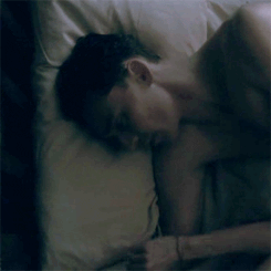 Tom Hiddleston GIF. Thor Gifs Filmsterren Tom hiddleston Loki H Hiddles Thor the dark world Korea Loki laufeyson Thor 2 