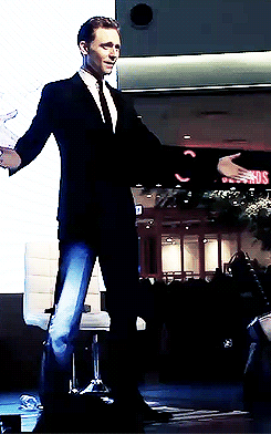 Tom Hiddleston GIF. Gifs Filmsterren Tom hiddleston 