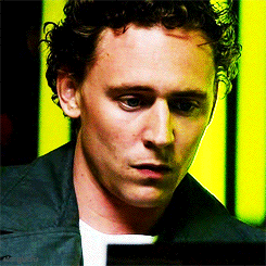 Tom Hiddleston GIF. Gifs Filmsterren Tom hiddleston Schreeuw Loki Gevoelens 