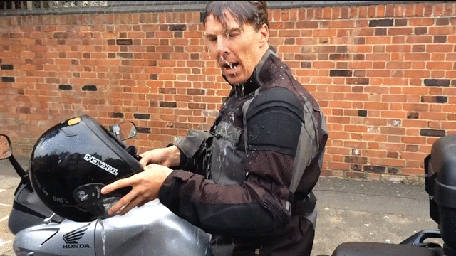 Tom Hiddleston GIF. Gifs Filmsterren Tom hiddleston Loki The avengers 