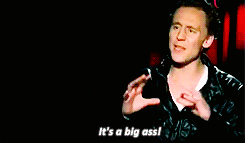 Tom Hiddleston GIF. Gifs Filmsterren Tom hiddleston Loki The avengers 